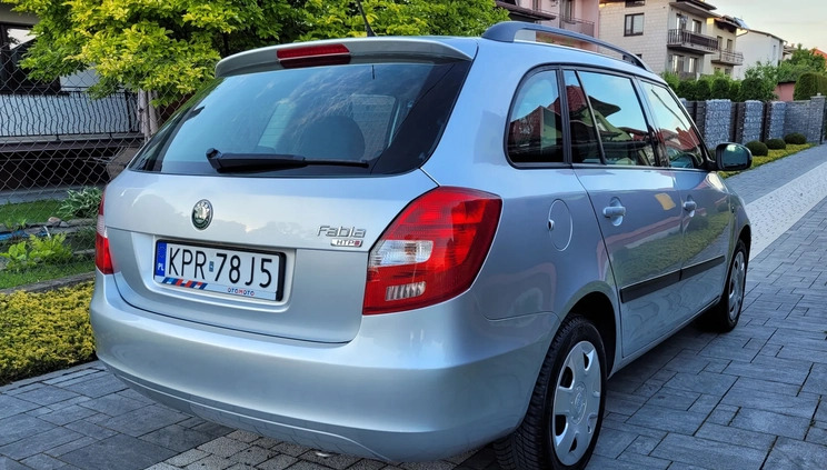 Skoda Fabia cena 16900 przebieg: 149380, rok produkcji 2008 z Skarszewy małe 191